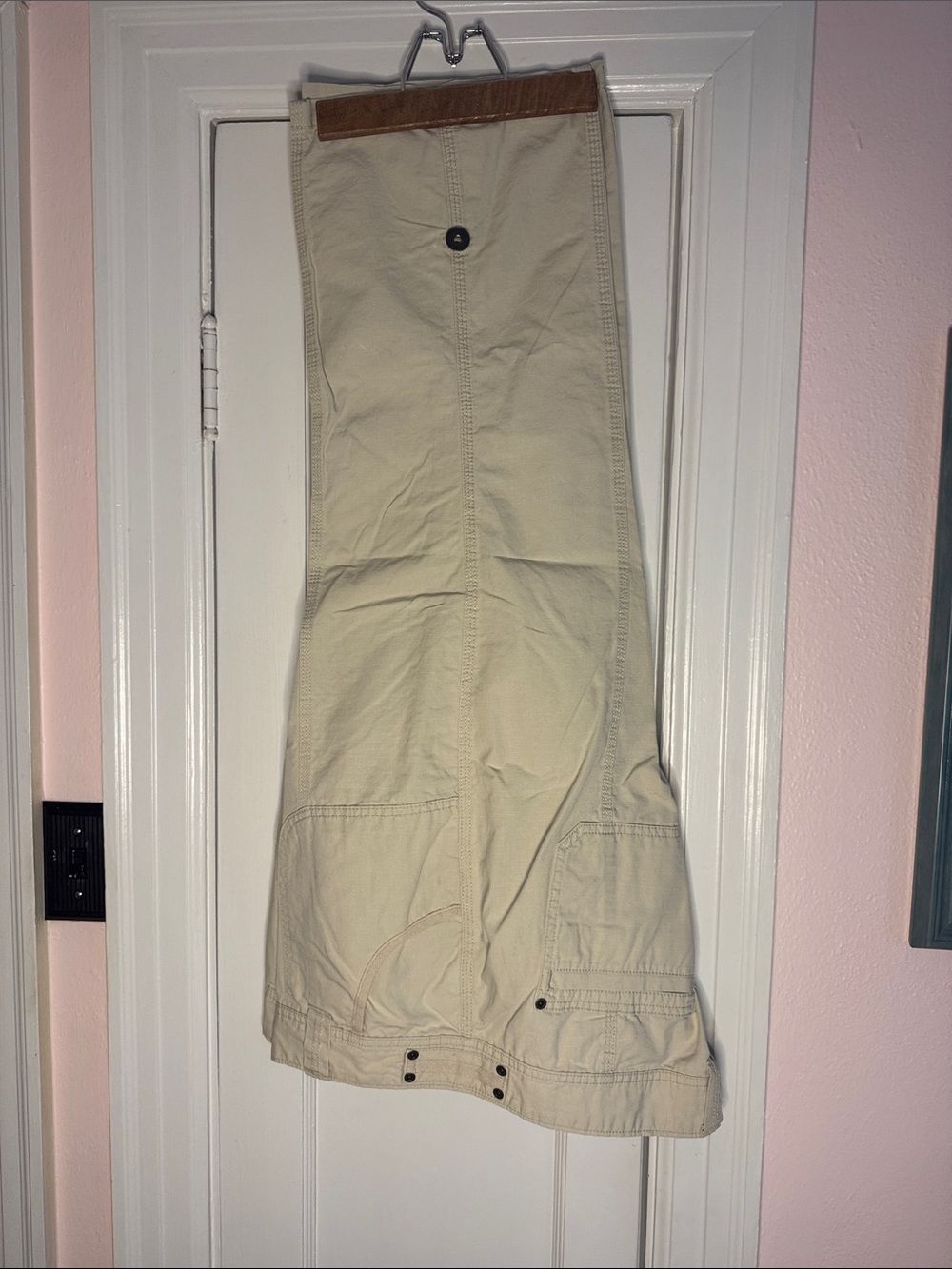 Eddie Bauer Beige Khaki Capris